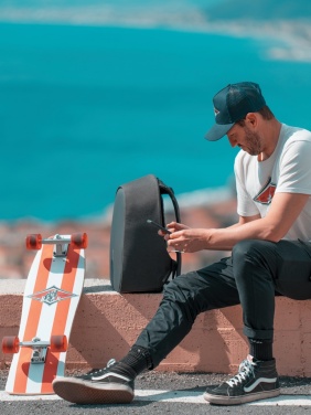 Logotrade Werbegeschenke das Foto: Bobby Hero Small Anti-Diebstahl-Rucksack