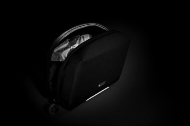 Logotrade Firmengeschenke das Foto: Swiss Peak AWARE™ Tech-Pouch PVC free