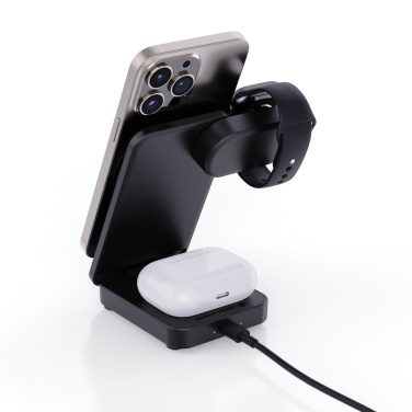Logotrade werbemittel das Foto: Urban Vitamin Arcadia 15W 3in1 Magnet-Charger aus RCS rABS