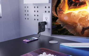 Logotrade promotional giveaway picture of: Urban Vitamin Oxnard 5 in 1 65W universal charger