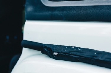 Logotrade promotional giveaway picture of: Swiss Peak Aware™ Ultra-light manual 25” Alu umbrella