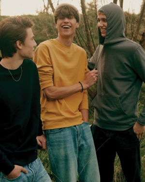 Logotrade business gifts photo of: Iqoniq Etosha lightweight recycled cotton crew neck