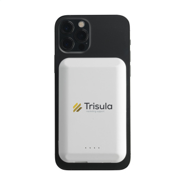 Logotrade business gift image of: Force Magnetic RCS Recycled Wireless Powerbank 5000