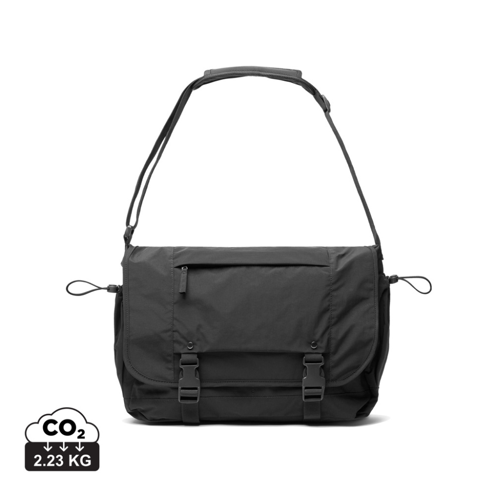 Logotrade promotional products photo of: KENTO URBAN RCS recycled nylon 15.6 inch Messenger
