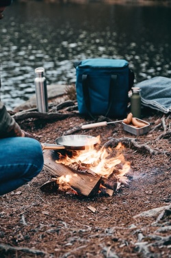 Logo trade meened foto: VINGA Vici välipann