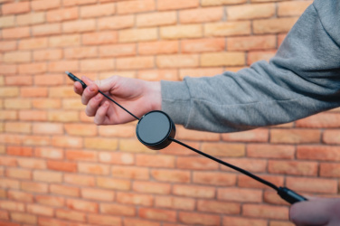 Logo trade meened foto: Terra RCS taaskasutatud alumiiniumist sissetõmmatav 6-ühes kaabel