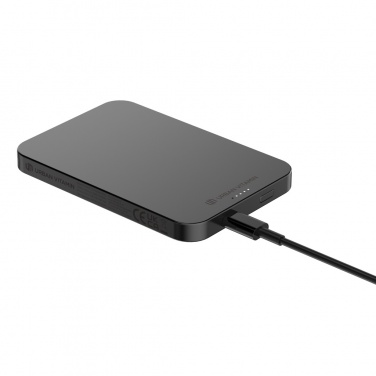 Logotrade firmakingituse foto: Urban Vitamin Richmond RCS plastikust/alumiinium 5000mah akupank