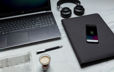 Logo trade firmakingid foto: Air 5W juhtmevaba laadimisega portfolio A4 koos 5000 mAh akupangaga