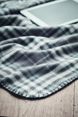 Logotrade reklaamkingi foto: RPET fliisist reisitekk