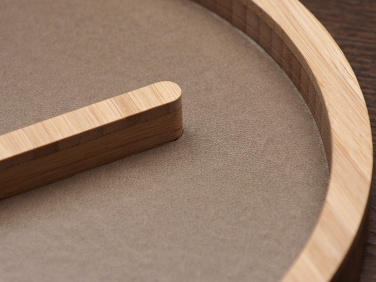 Logo trade firmakingituse pilt: Puidust alus/asjade korrastaja 1843292