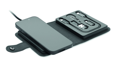 Logo trade reklaamkingitused foto: CAWATT 4 in 1 kaabli pistikute komplekt 15W