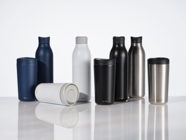 Logo trade reklaamtoote pilt: Avira Alok RCS re-steel 360 veepudel 600ML