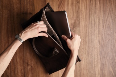 Logotrade liikelahjat kuva: VINGA Hunton tietokonelaukku