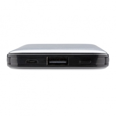 Logotrade liikelahjat kuva: Pieni 5 000 mAh:n johdollinen varavirtalähde