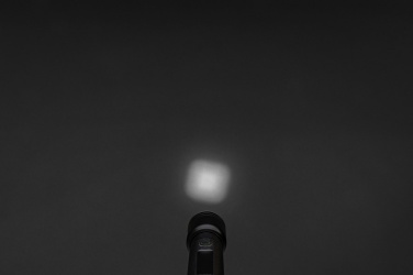 Logotrade mainostuote tuotekuva: RCS USB uudelleenladattava raskaansarjan taskulamppu