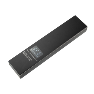 Logo trade mainoslahjat tuotekuva: 3 in 1 -kaapeli, jossa on valaistu Pierre Cardin -logo