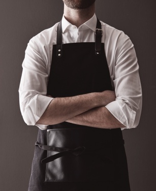 Logotrade ziemassvētku dāvanas foto: VINGA Casbas priekšauts