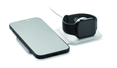 Logotrade korporatīvās dāvanas foto: 2 vienā salokāms lādētājs 15W