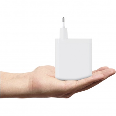 Логотрейд бизнес-подарки картинка: Xtorm XEC140 GaN² Ultra сетевое зарядное устройство мощностью 140 Вт