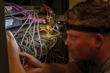 Лого трейд pекламные подарки фото: COB и светодиодные фары