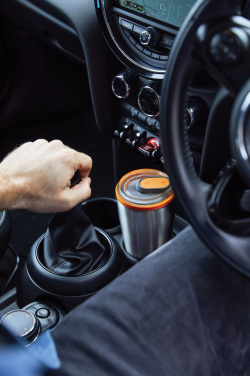 Логотрейд pекламные подарки картинка: Черный+Blum термостакан для путешествий 600 мл