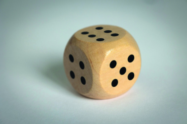 Лого трейд бизнес-подарки фото: Schima wooden dice 3cm dia