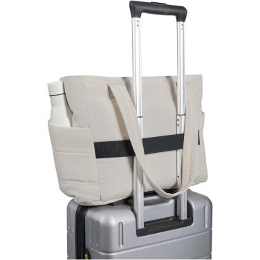 Логотрейд pекламные продукты картинка: Спортивная сумка Puffer для ноутбука с диагональю экрана 15,6 дюйма, изготовленная из переработанных материалов согласно стандарту GRS, объемом 18 л