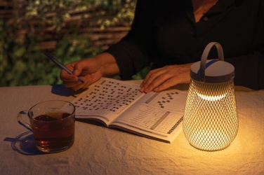 Logotrade reklamprodukter bild: Aurora RCS återvunnen plast USB-uppladdningsbar bordslampa