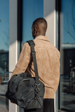 Logotrade profilprodukter bild: KENTO URBAN RCS återvunnen nylon Weekendväska